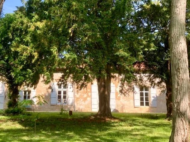 شقة Feuillade  في Rural Retreat المظهر الخارجي الصورة
